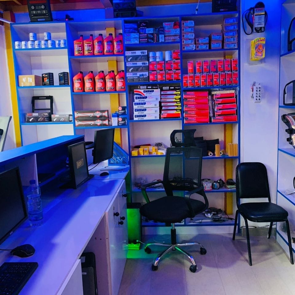 Shareway parts showroom with shelves of automotive products
